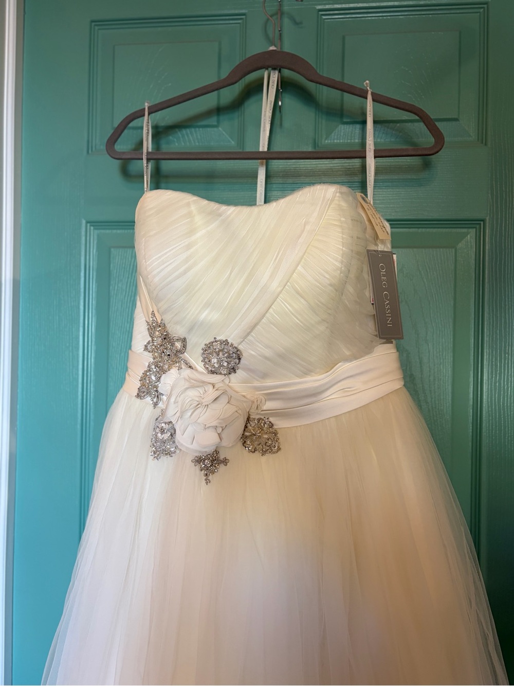 NWT Oleg Cassini Ivory Strapless Tulle Wedding Gown with Floral and Crystal Belt